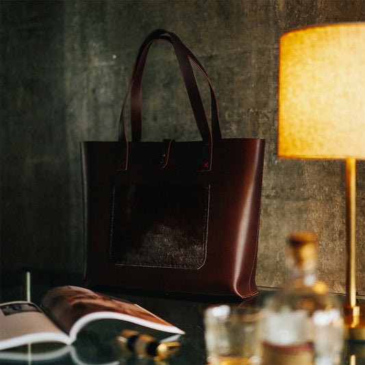 カウレザー Travel Tote Bag(ベジタブルタンニン鞣し) / ダークブラウンレザー