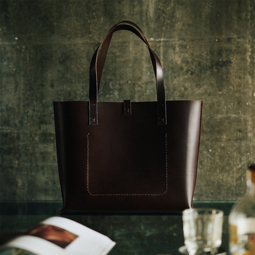 カウレザー Travel Tote Bag(ベジタブルタンニン鞣し) / ダークブラウンレザー