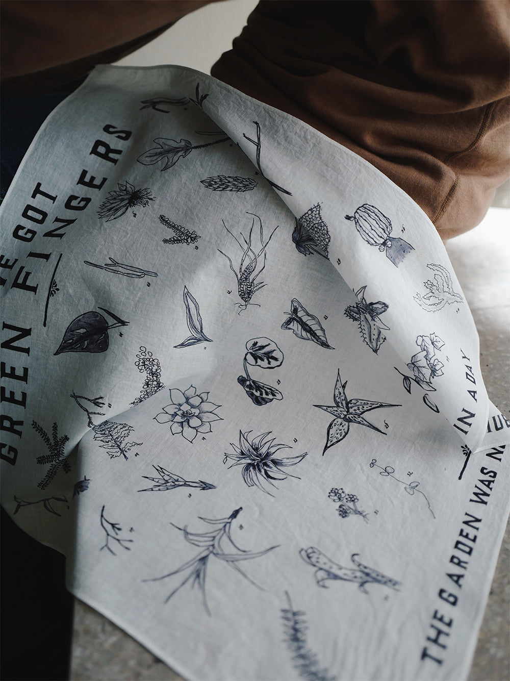 【2タイプ セット】"GREEN FINGERS" 川本 諭 Drawing Bandanna