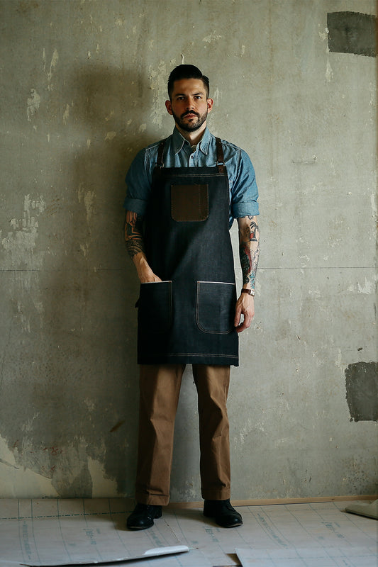 12.7oz岡山デニムエプロン / ダークブラウンレザー / 真鍮パーツ / 洗濯可