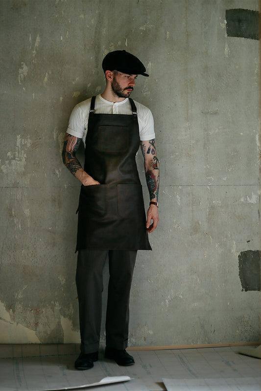 ソフトカウレザーエプロン(ベジタブルタンニン鞣し) / ブラウンレザー / 真鍮パーツ