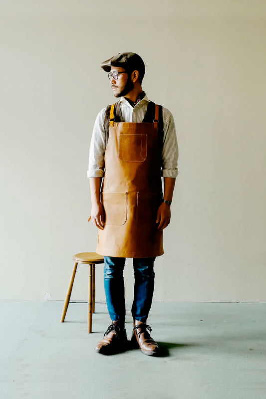 ソフトカウレザーエプロン(ベジタブルタンニン鞣し) / キャメルレザー / 真鍮パーツ